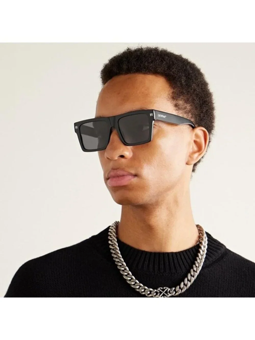 Off-White OERI109 LAWTON 1040 Sunglasses Shiny Black Square Frame, Blue Lenses
